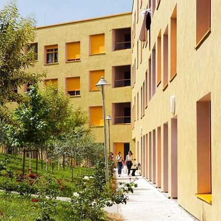 Comfy Studio At 'Mangalem21 Complex' Parking-Wifi-Ac-View تيرانا المظهر الخارجي الصورة