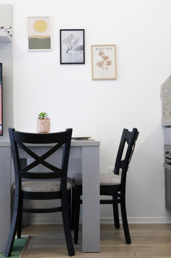 Comfy Studio At 'Mangalem21 Complex' Parking-Wifi-Ac-View تيرانا المظهر الخارجي الصورة