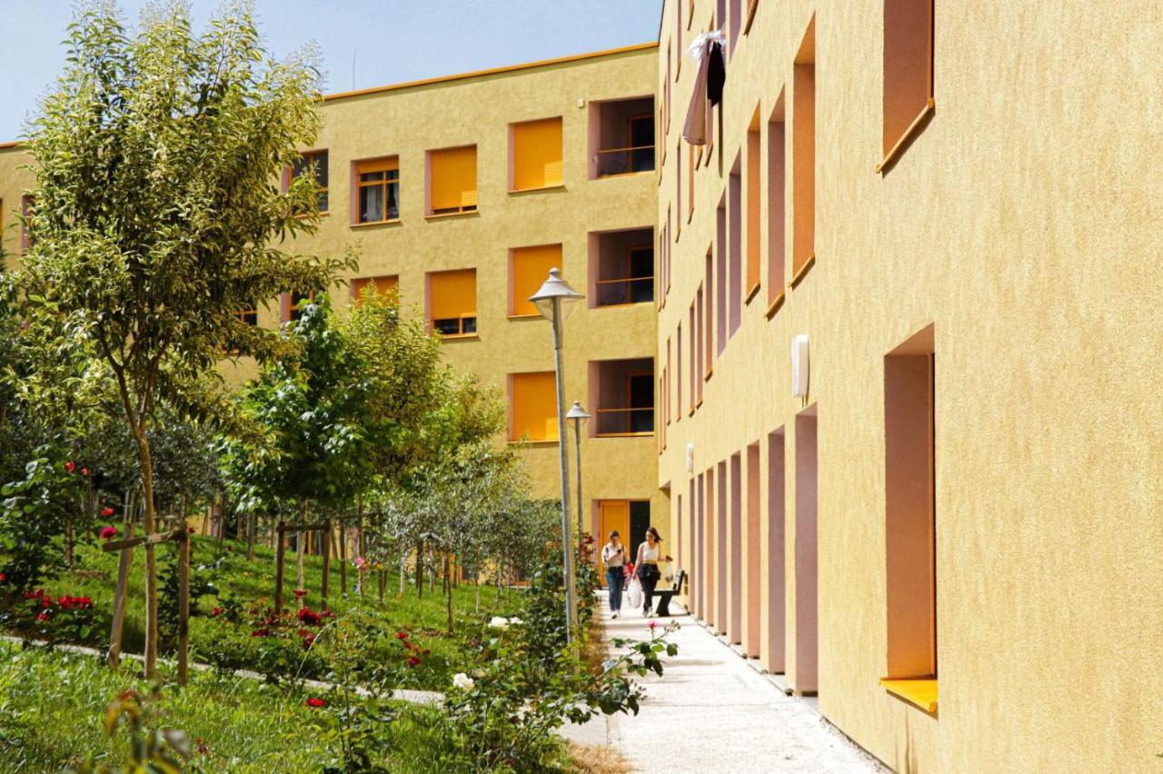 Comfy Studio At 'Mangalem21 Complex' Parking-Wifi-Ac-View تيرانا المظهر الخارجي الصورة